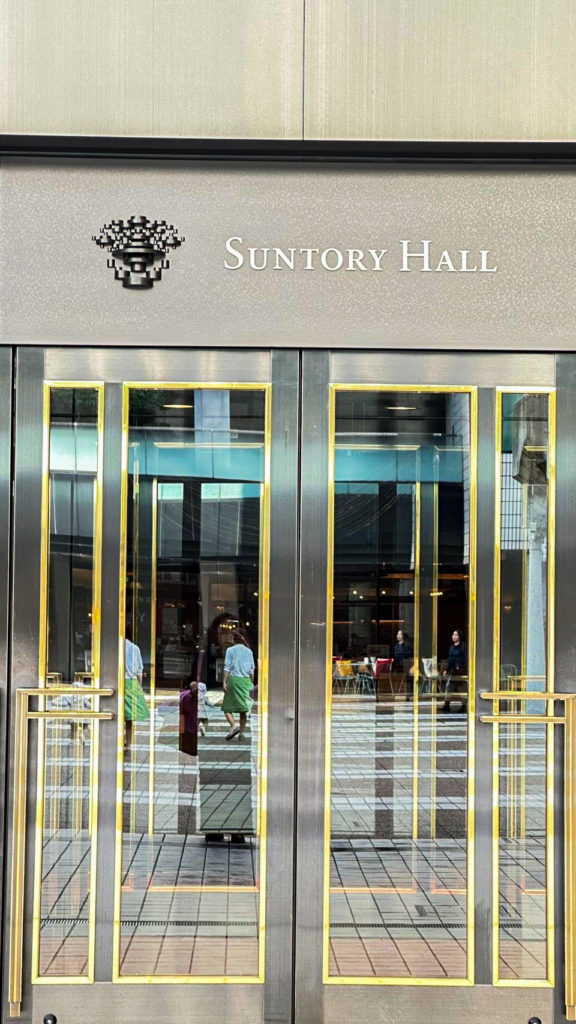 サントリーホールステージ装飾